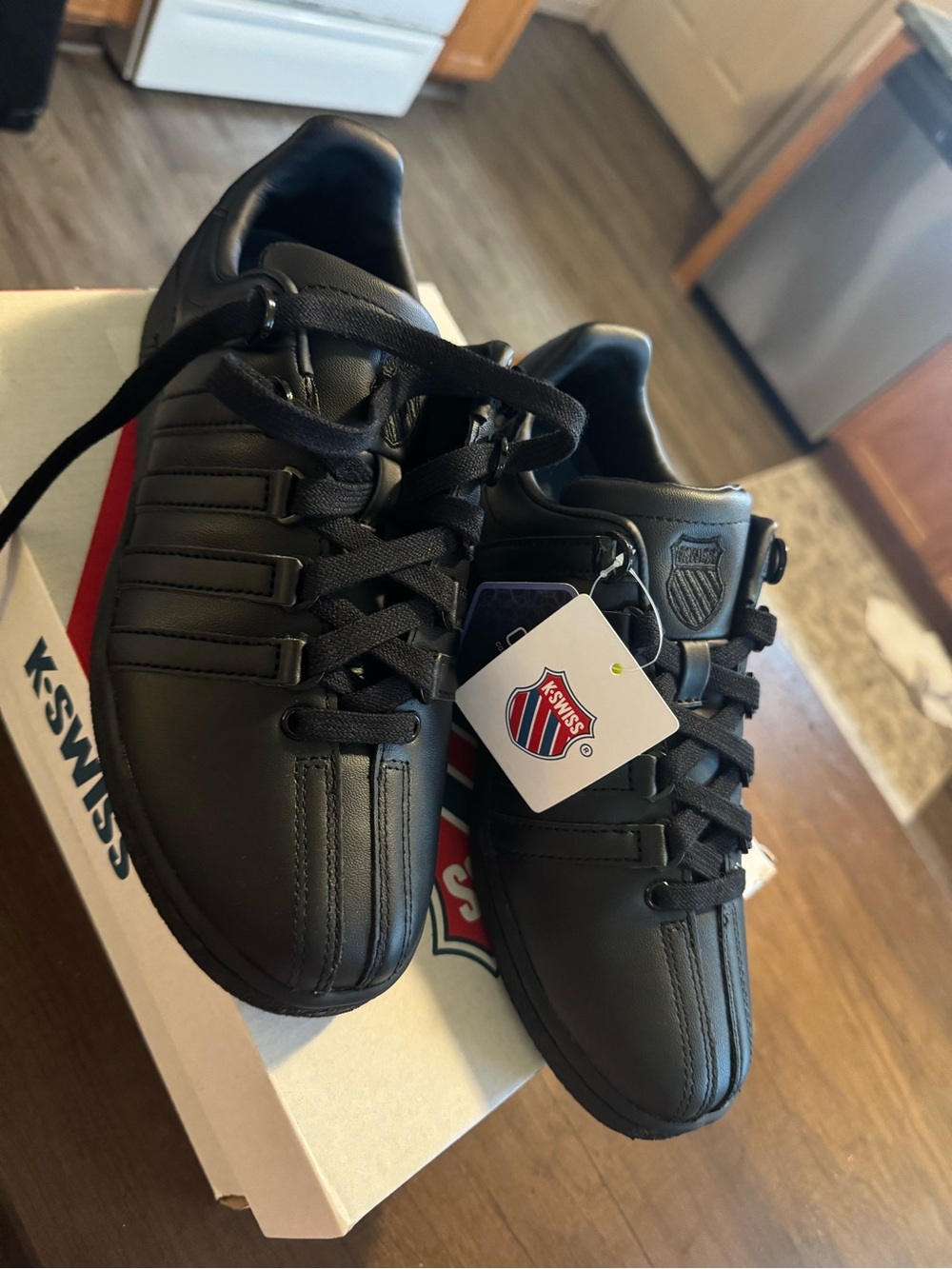 K-Swiss Black Women's Athletic Low-Top Sneakers - Picture 3 of 5